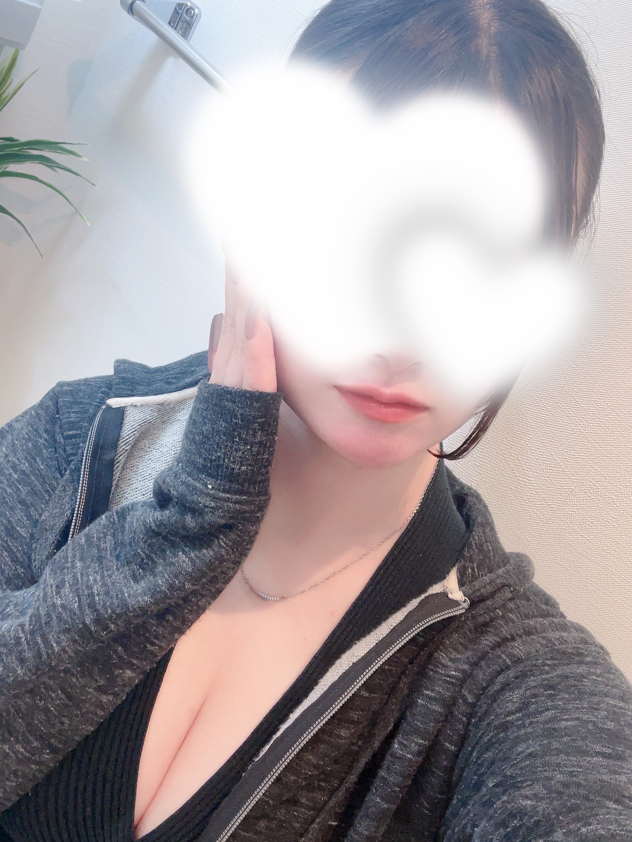 出勤してます🍓