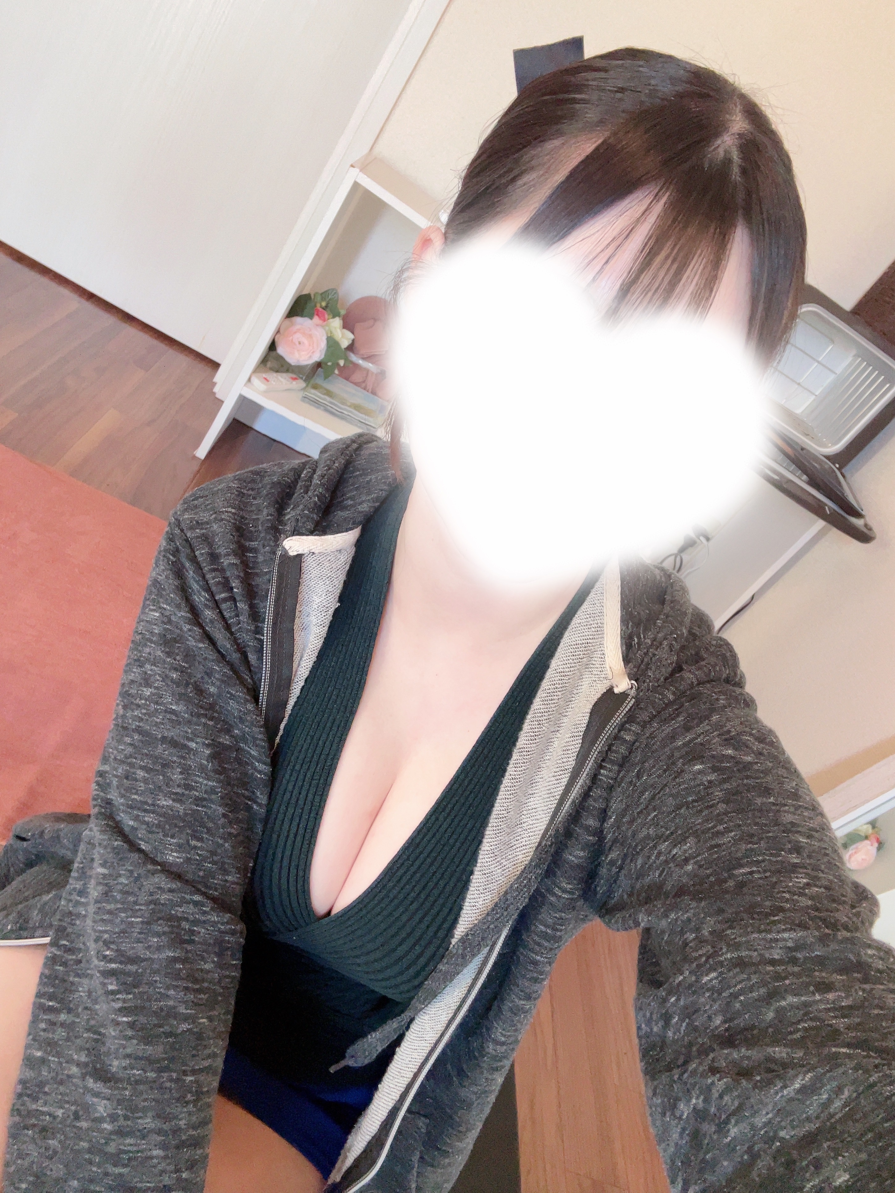 出勤(՞,,ᴗ ᴗ,,՞)